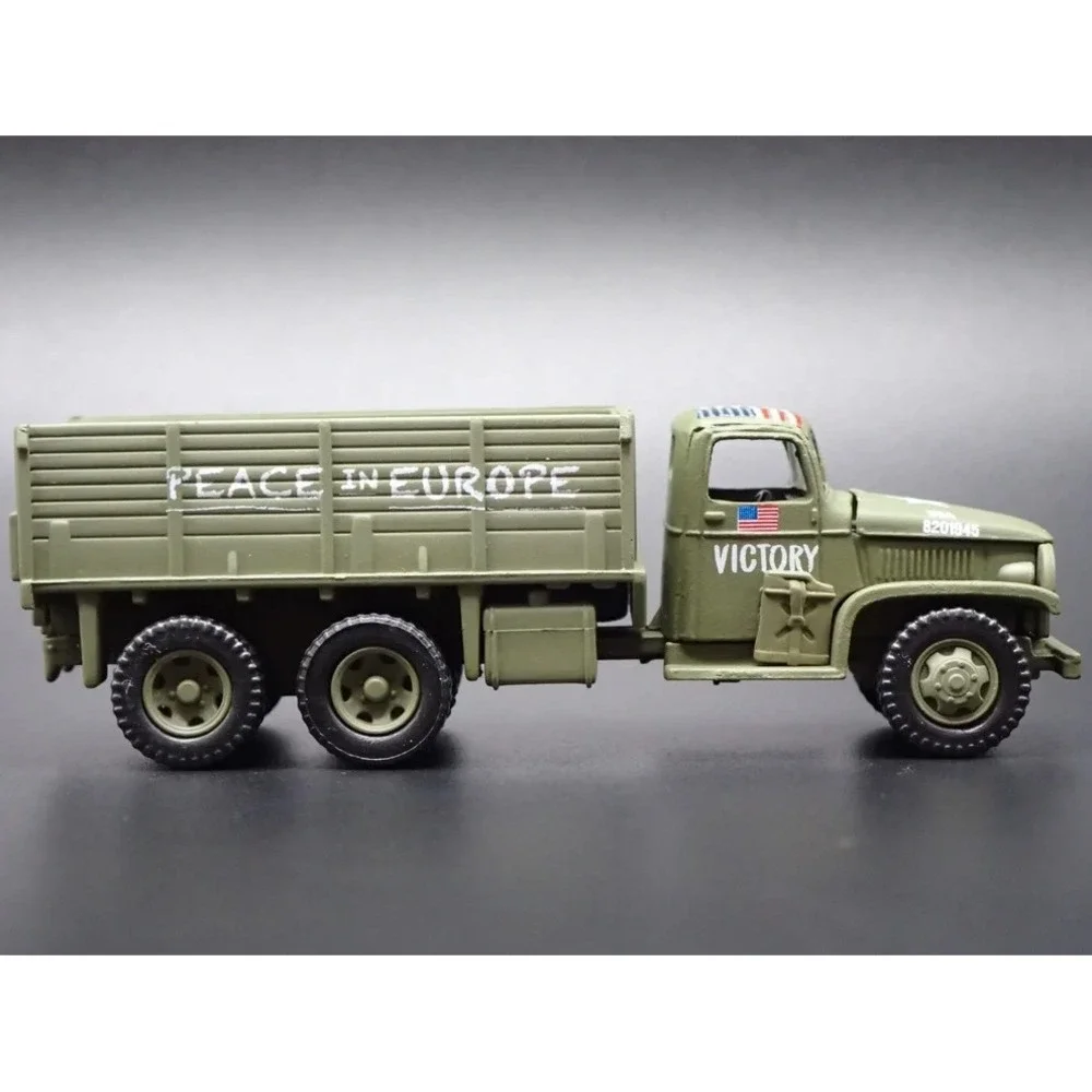 Johnny‎ Lightning Victory & Tribute V-E GMC CCKW 6x6 Troop Carrier Version B